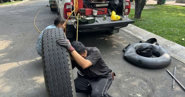 Vá lốp ô tô gần đây nhất