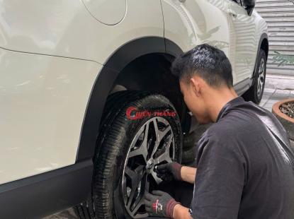 V&aacute; xe &ocirc; t&ocirc; lưu động đường 3 th&aacute;ng 2